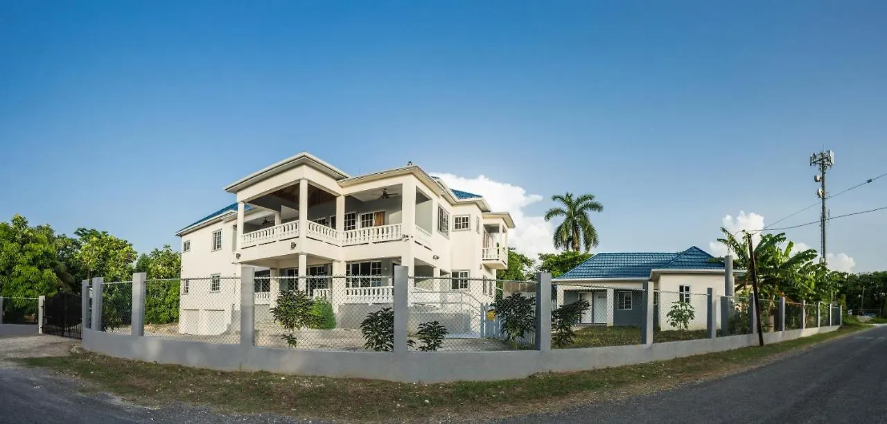 Blue Paloma Bed & Breakfast Lucea