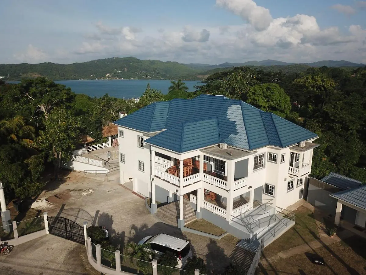 Blue Paloma Bed & Breakfast Lucea